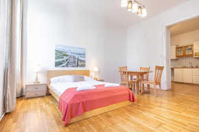 Simple Apartment near Wiener Stadthalle